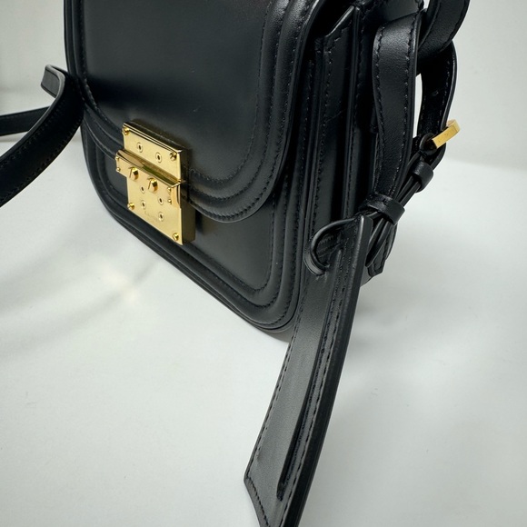 💯Authentic LANVIN Small Lala Shoulder Bag - Picture 4 of 10